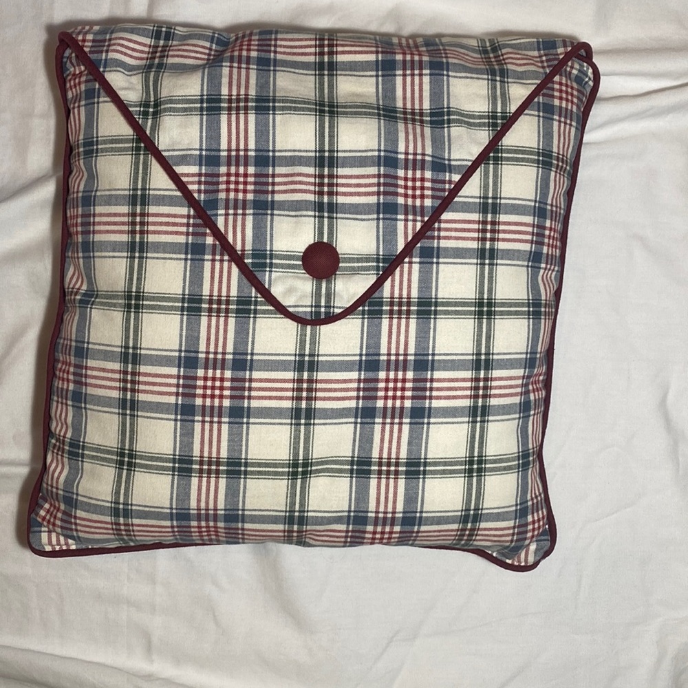 Longaberger Market Day Plaid pillow